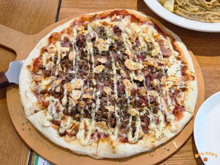 Withwich's bulgogi bacon cheese pizza