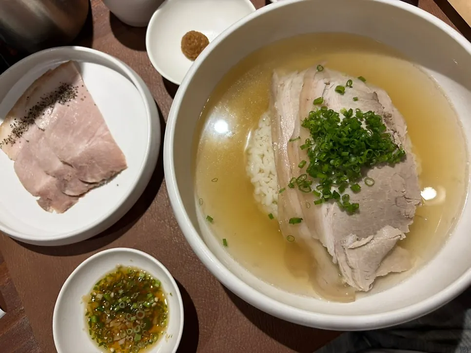 식사를 마친 월하동 상차림