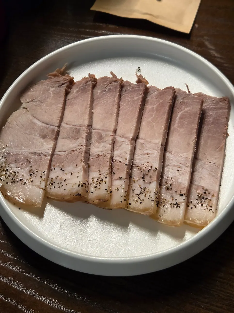 추가주문한 냉제육 접시