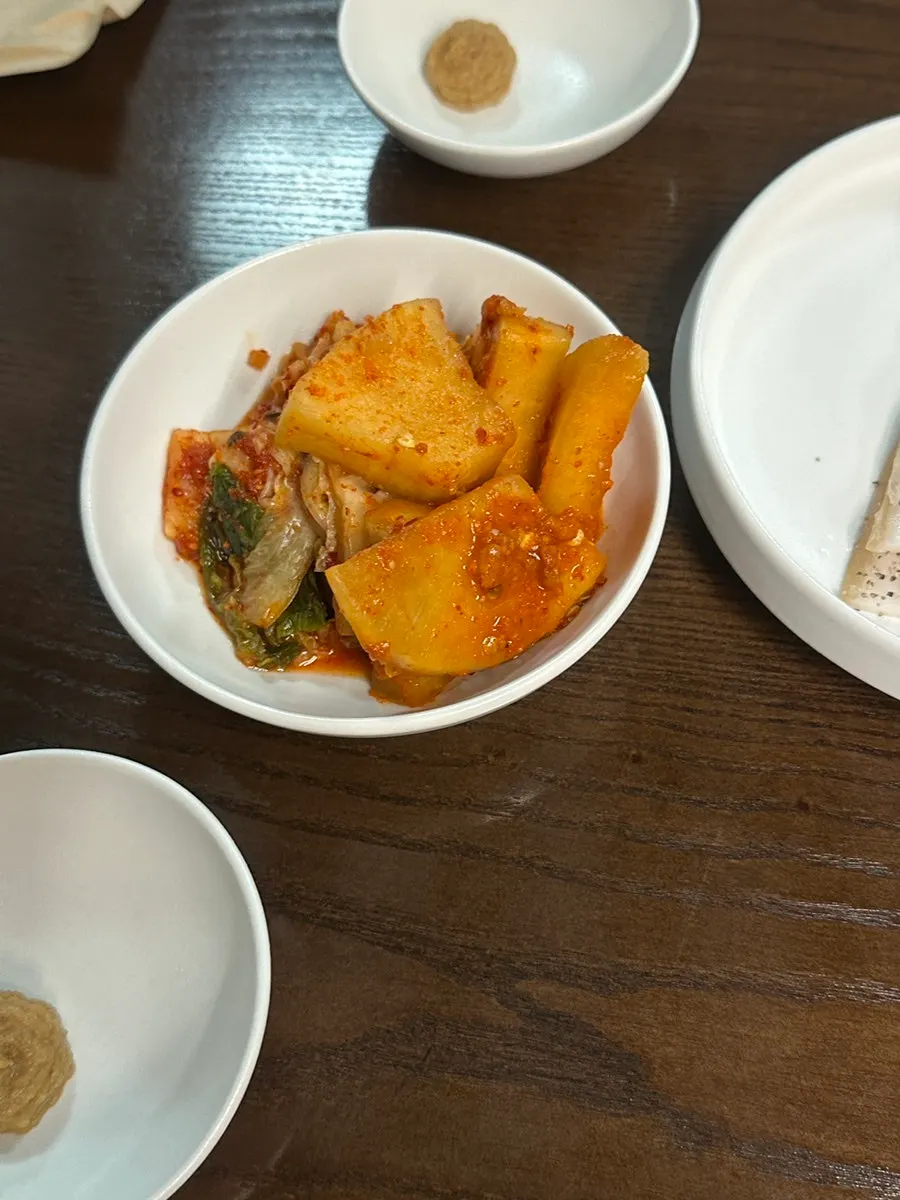 Wolhadong meal with gomtang and cold pork together