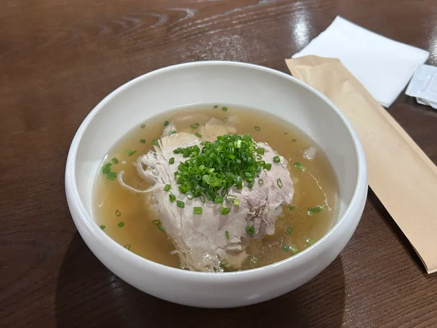 기본에 집중한 월하곰탕 한 그릇