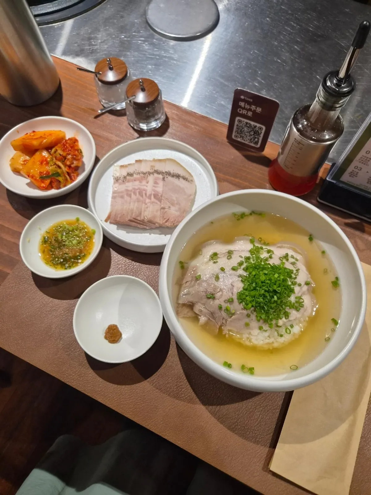 Main photo of Wolhadong, a pork gomtang restaurant in Insadong