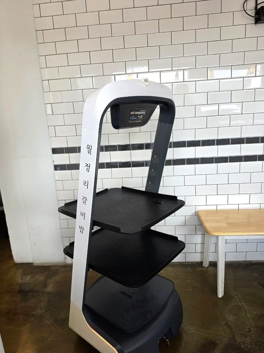 Amenities available in one corner of the restaurant