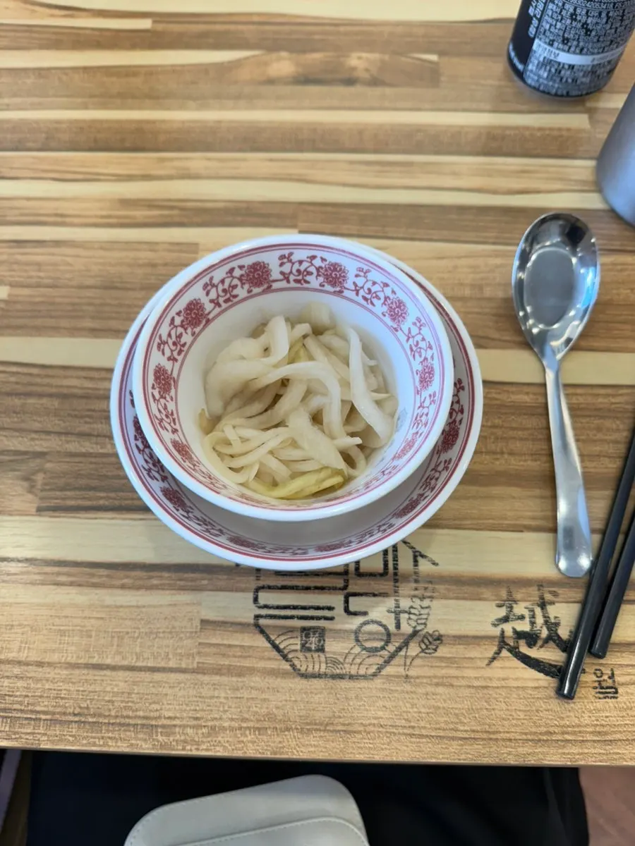 Onion pickle served as standard