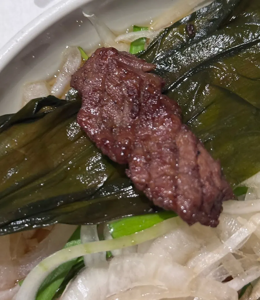 Basic side dishes eaten with the seasoned galbi