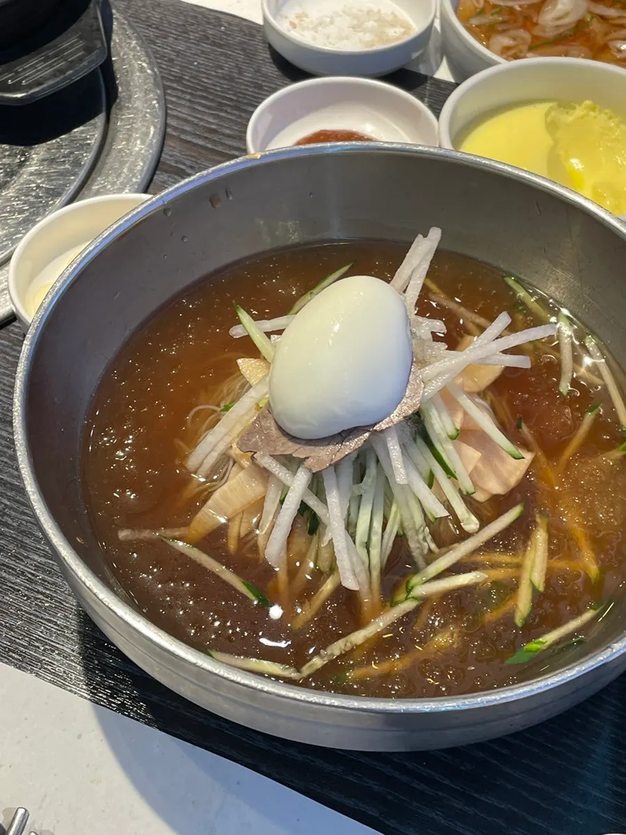 Hamhung mul-naengmyeon ordered for dessert