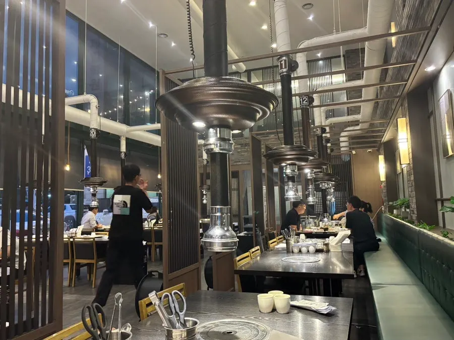 쇼케이스에 진열된 한우 부위