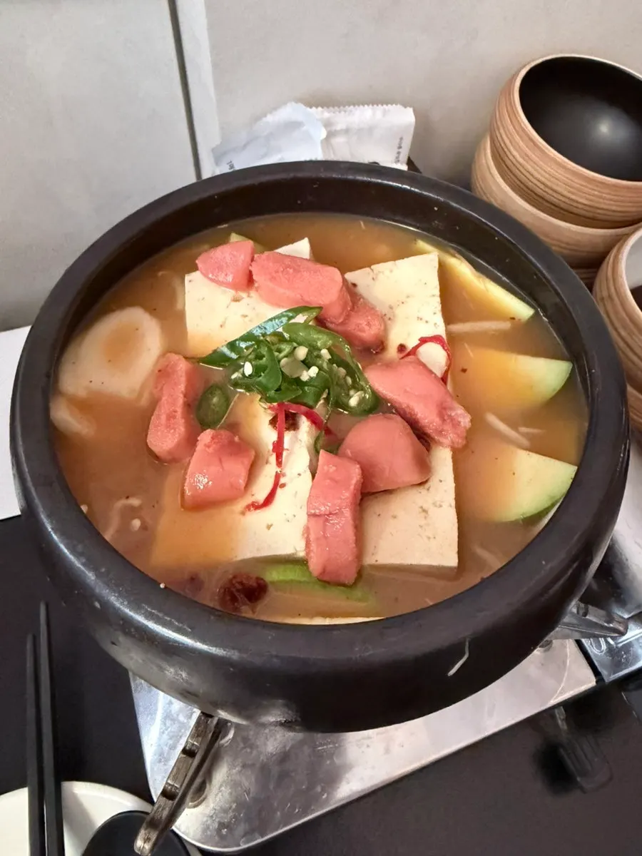 명란이 올라간 미니백합두부찌개