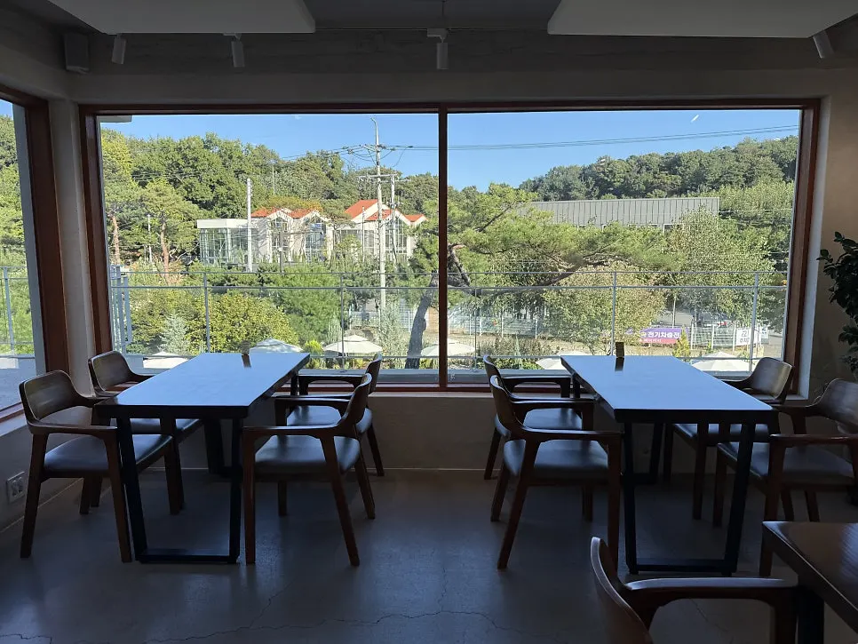 2nd floor window seat with a view