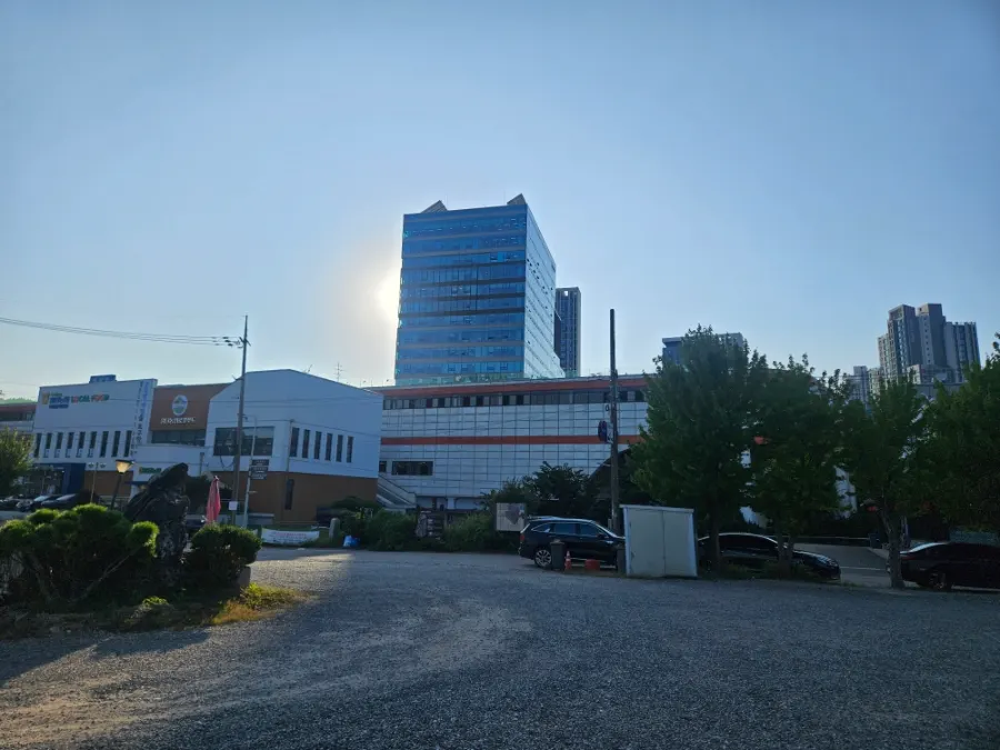 Street near Wondang Station and the area around Kim Myeongju Tteuranchae Bapsang