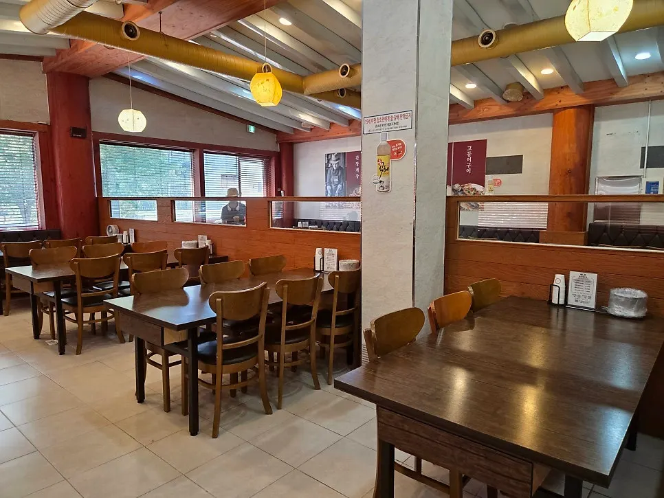 Interior of the hanjeongsik restaurant with a quiet, old-fashioned atmosphere