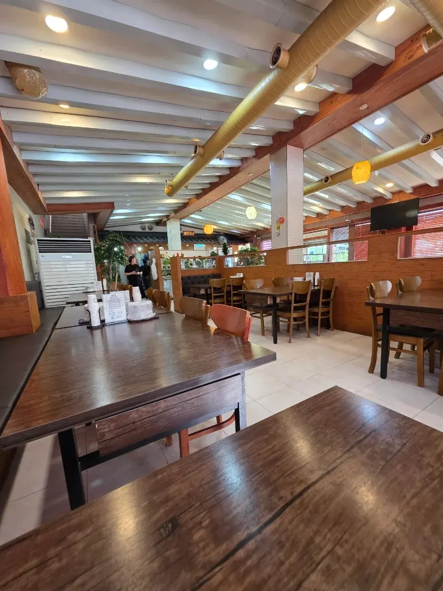 View of the exterior and entrance of the restaurant