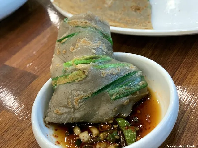 거의 다 먹어가는 메밀부침개