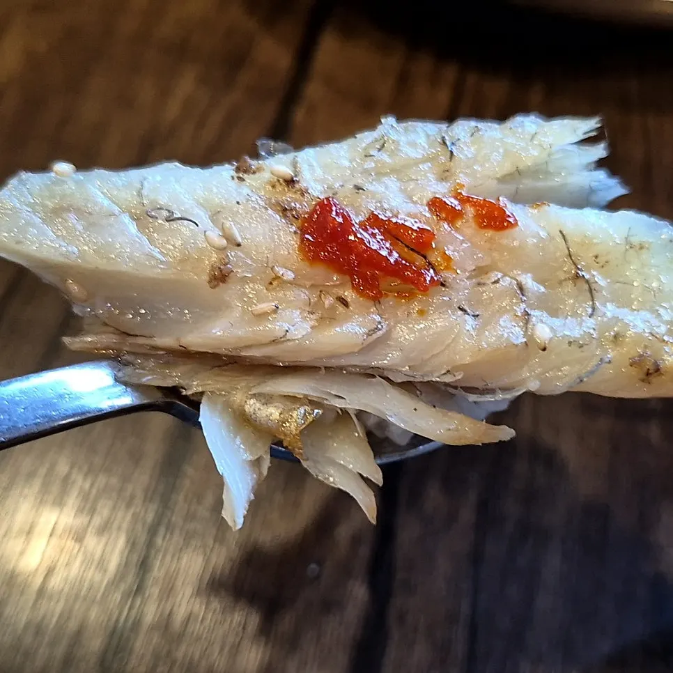 살이 통통한 보리굴비 접시