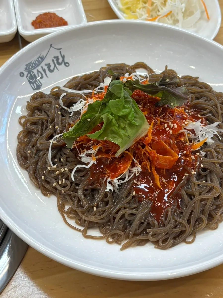 보쌈 주문 시 선택한 서비스 막국수