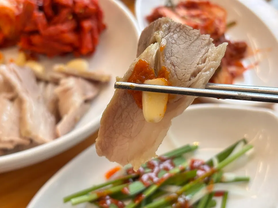 부드러운 가브리살 보쌈 단면