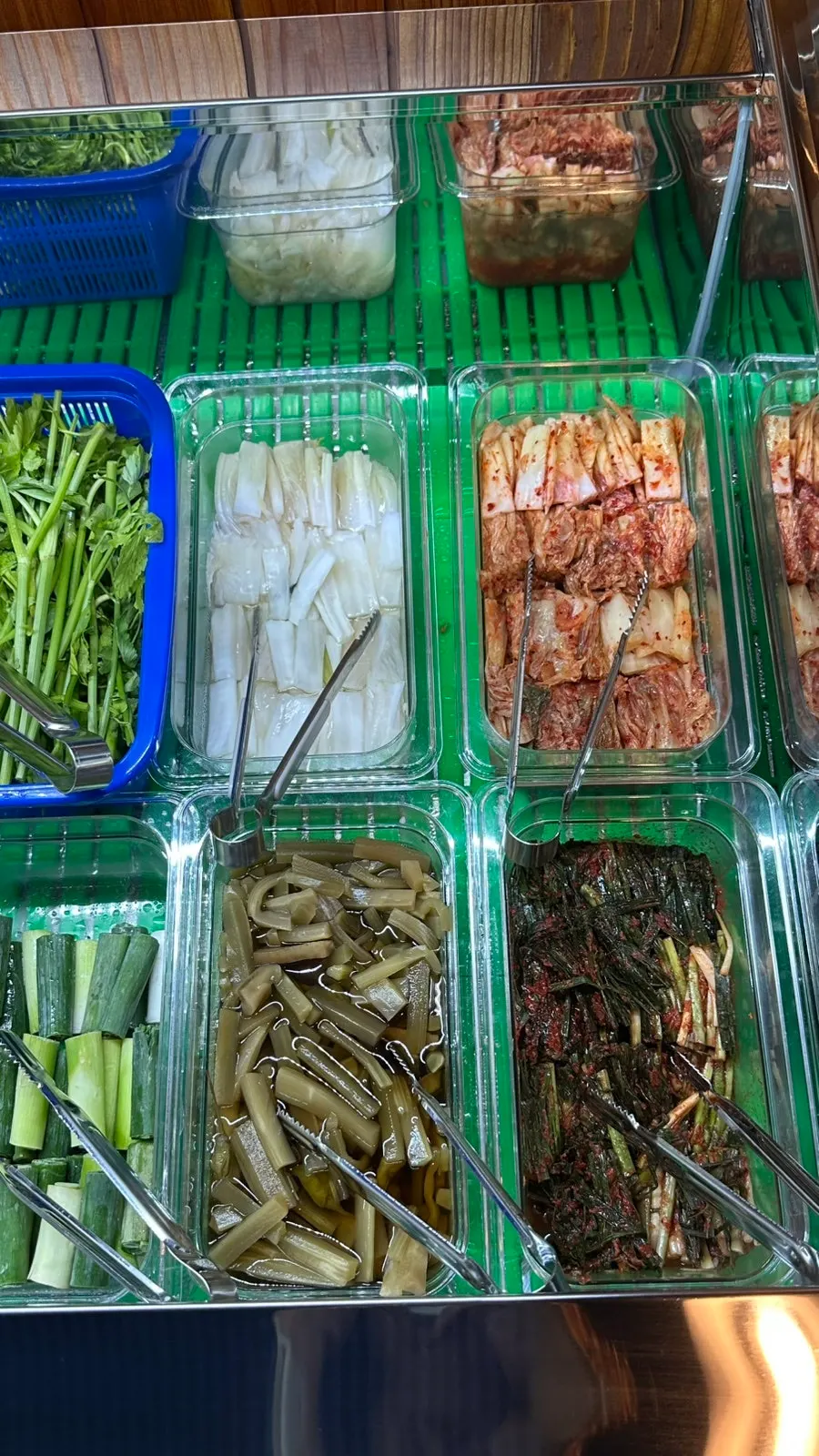 Water dropwort and cheongyang chili at the self-serve bar