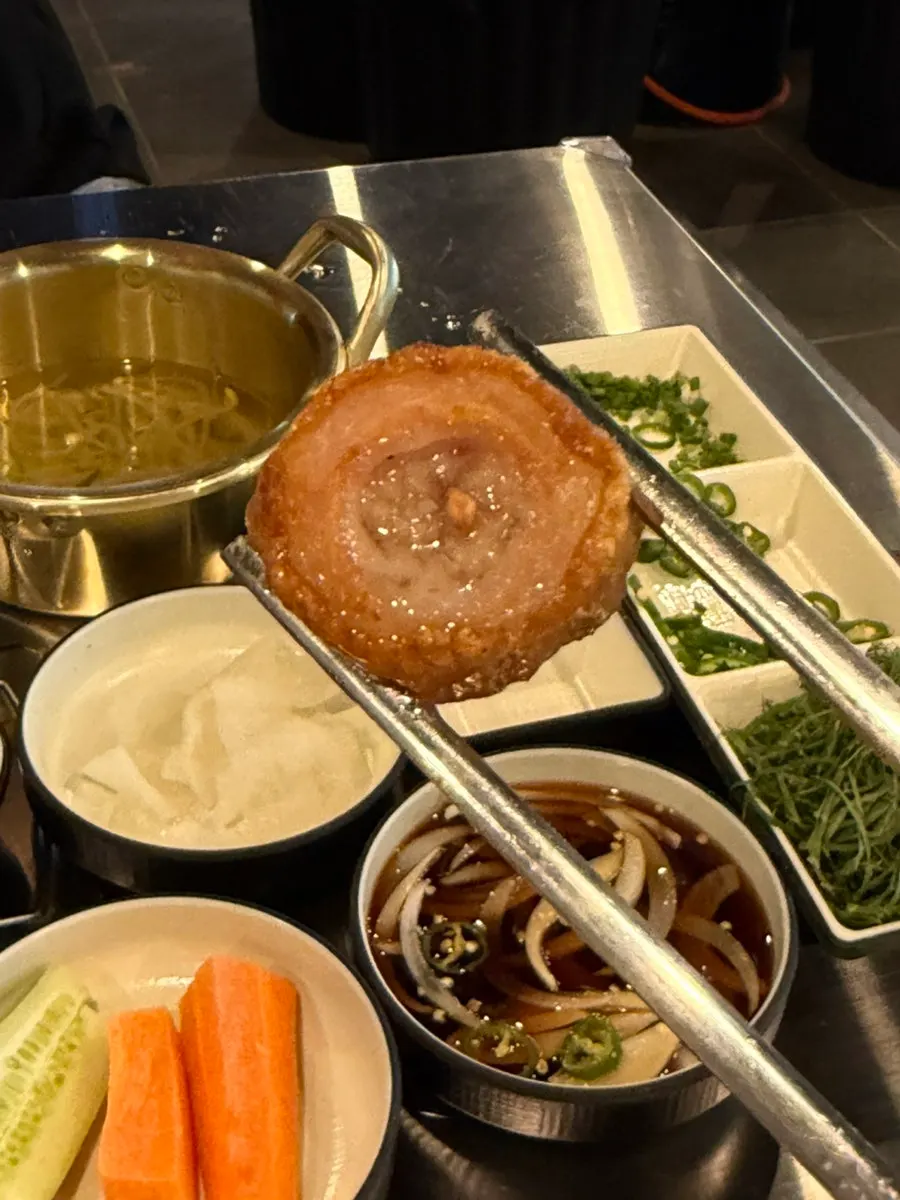 Golden-brown grilled makchang