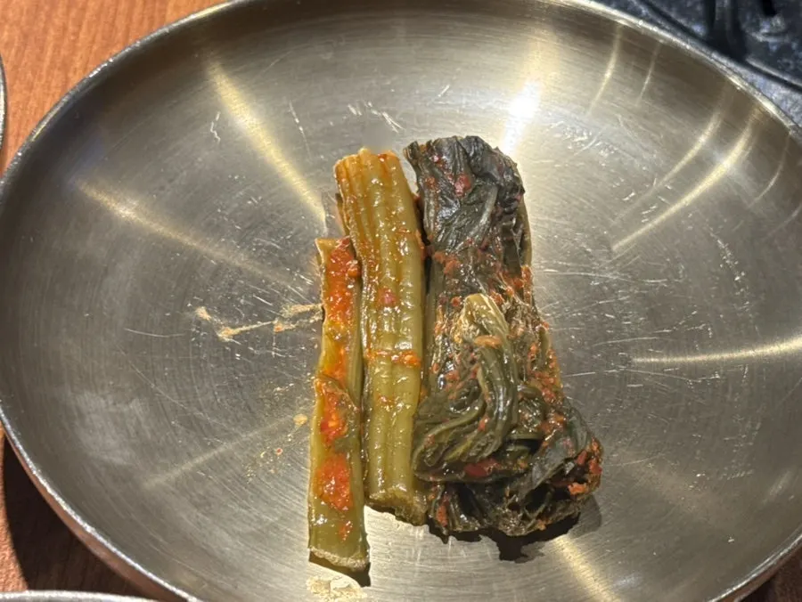 쌈에 싸 먹는 숙성 돼지고기