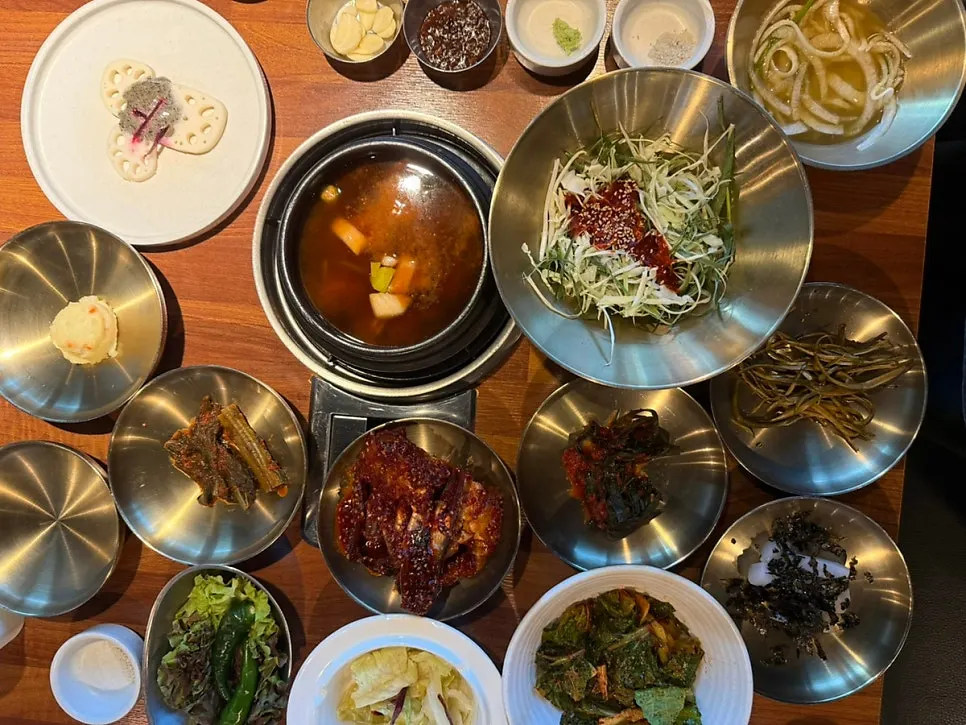 돼지한마리 1kg 세트 주문 상차림