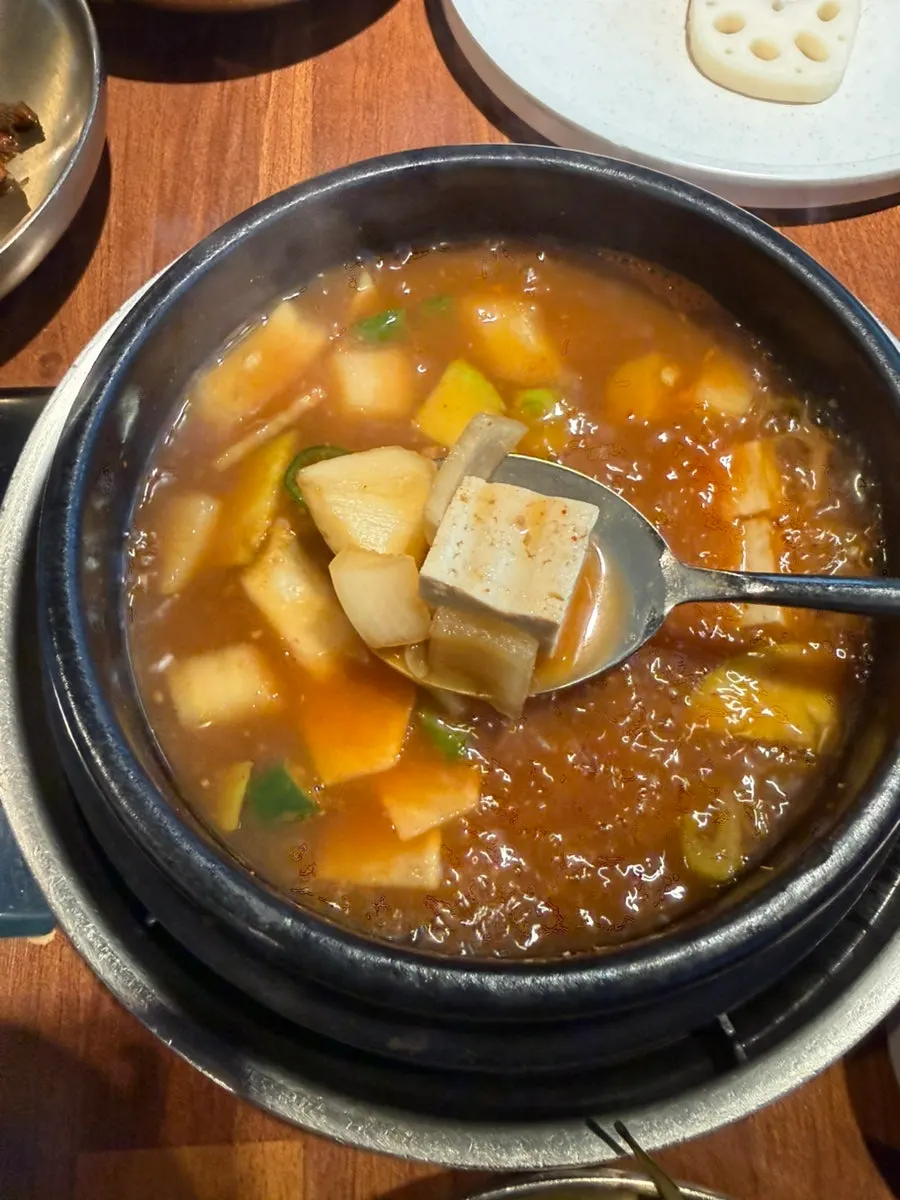 달궈진 고깃집 불판