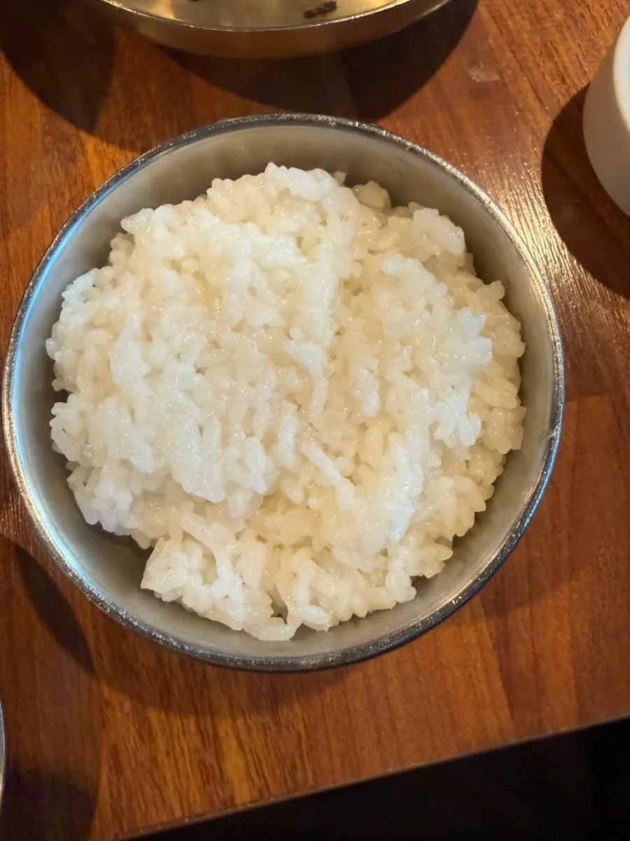 반찬을 리필할 수 있는 셀프바