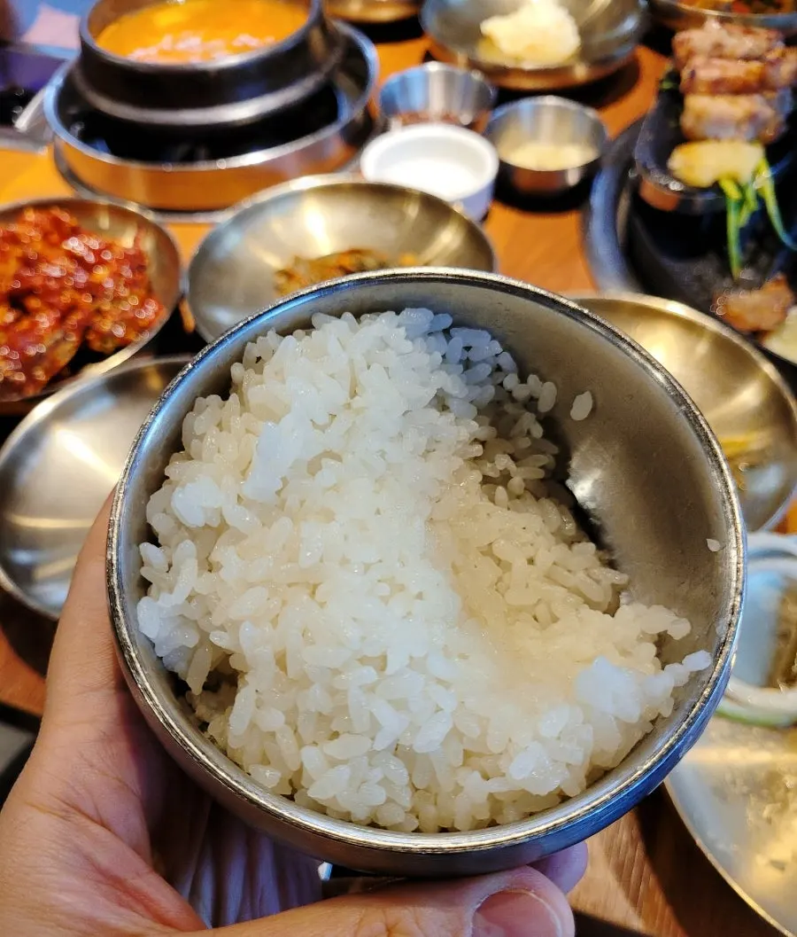 어린이 메뉴로 나온 미역국
