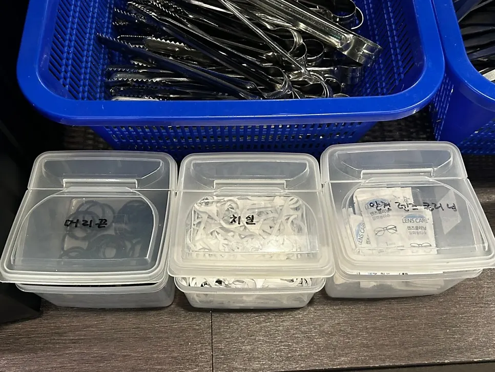 아이스크림과 커피가 있는 셀프바