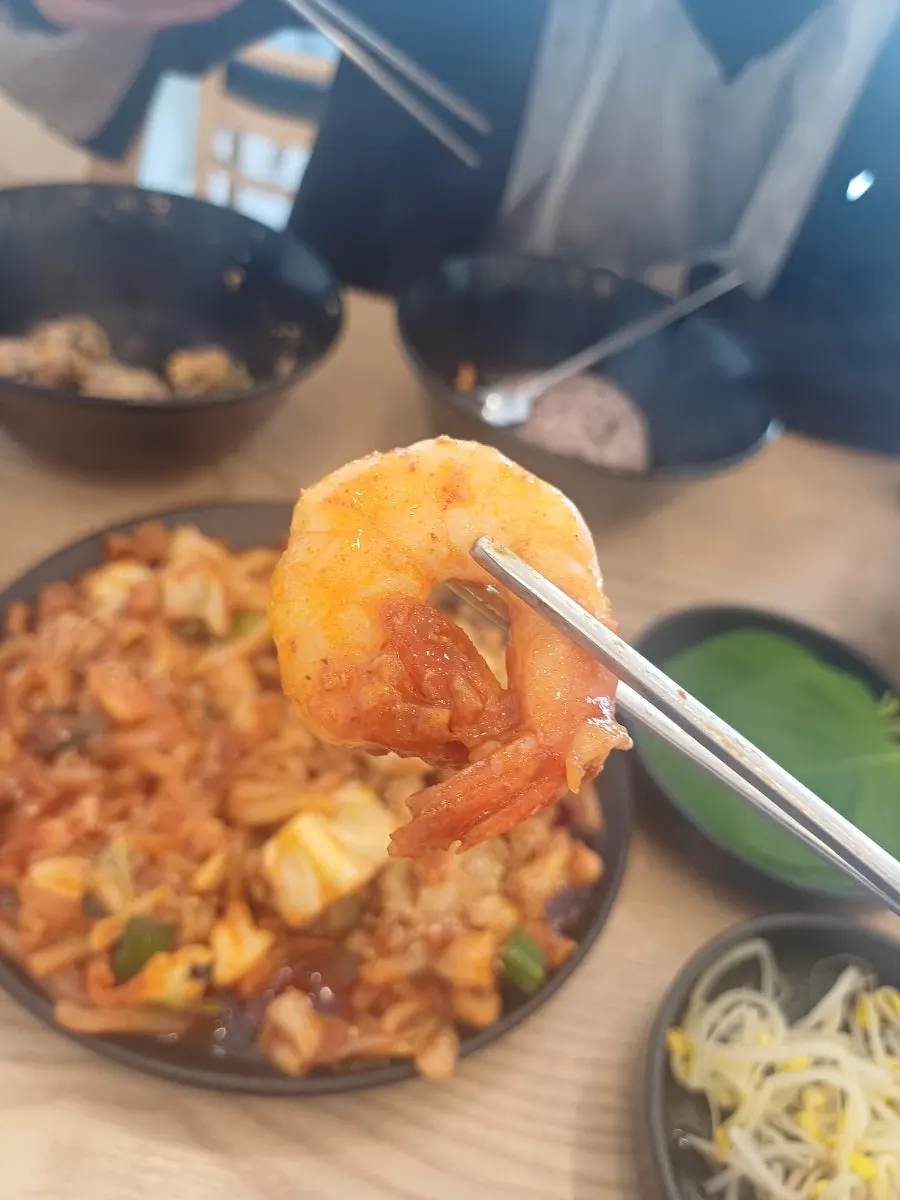쭈삼새에 들어간 오동통한 새우