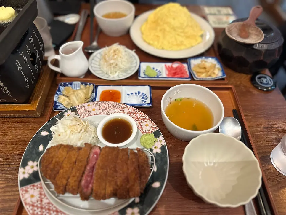 Hamburg omurice with soft, fluffy egg