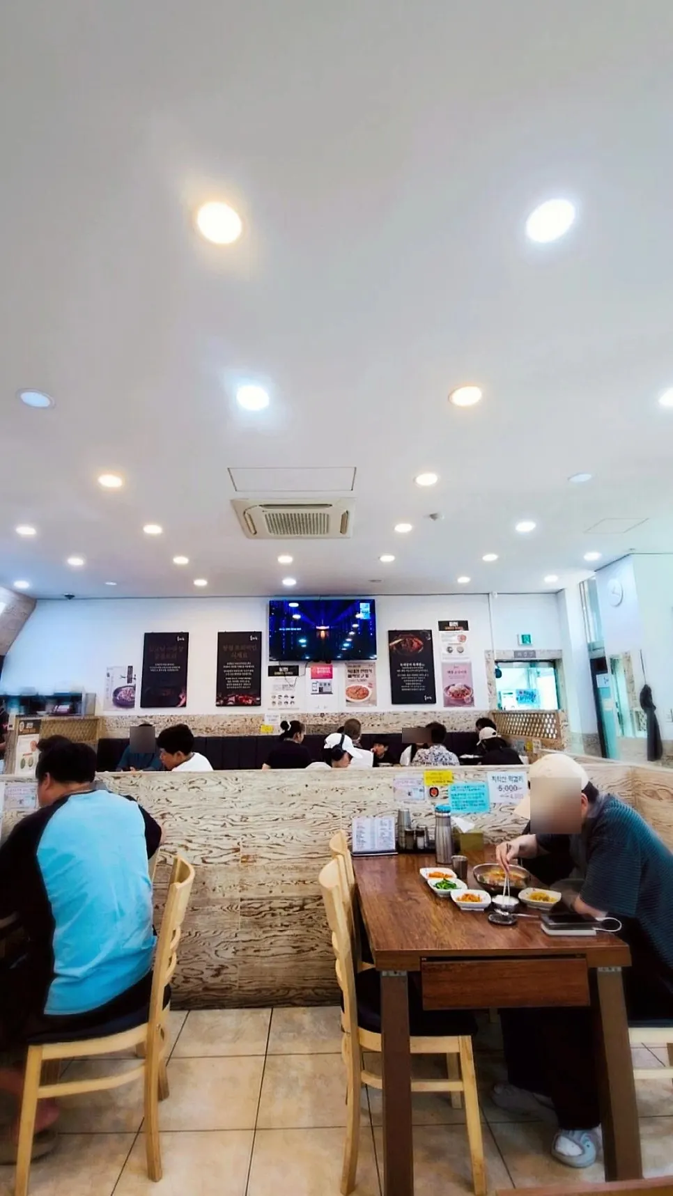 육대장 단계무실점 육개장 특화 메뉴판
