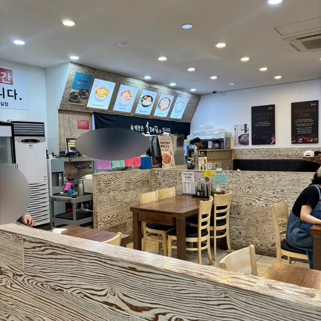 육대장 단계무실점 매장 내부 테이블