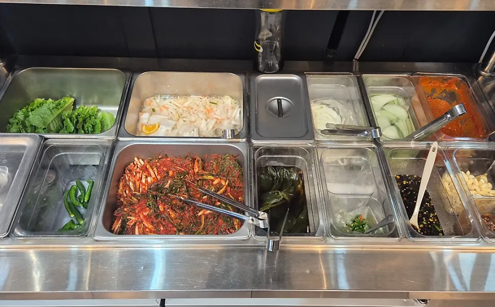 Wide seating arrangement inside the BBQ restaurant