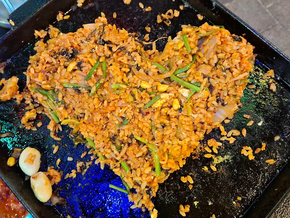 Flying fish roe fried rice shaped into a heart
