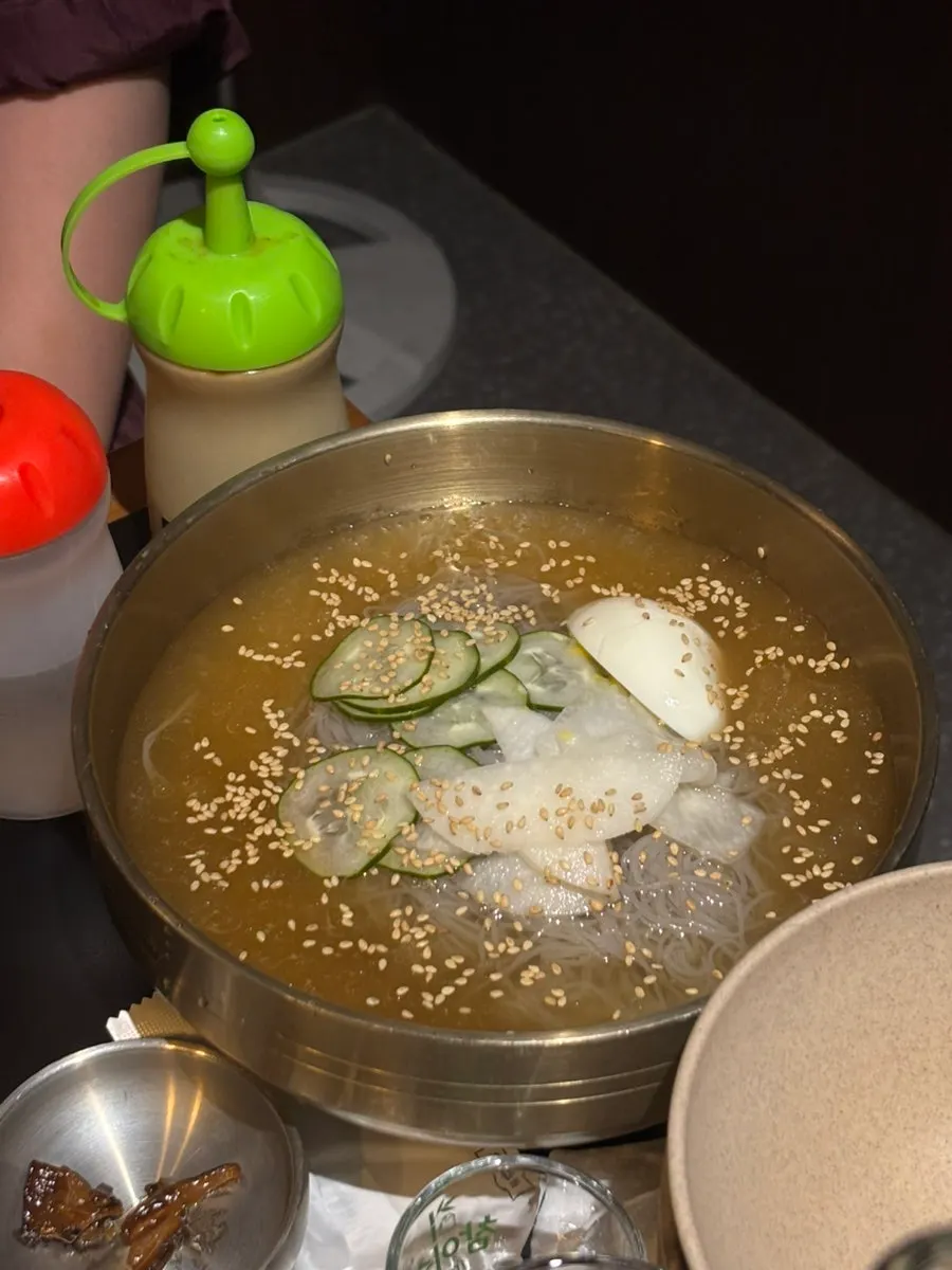 Hamhung cold noodles and doenjang stew