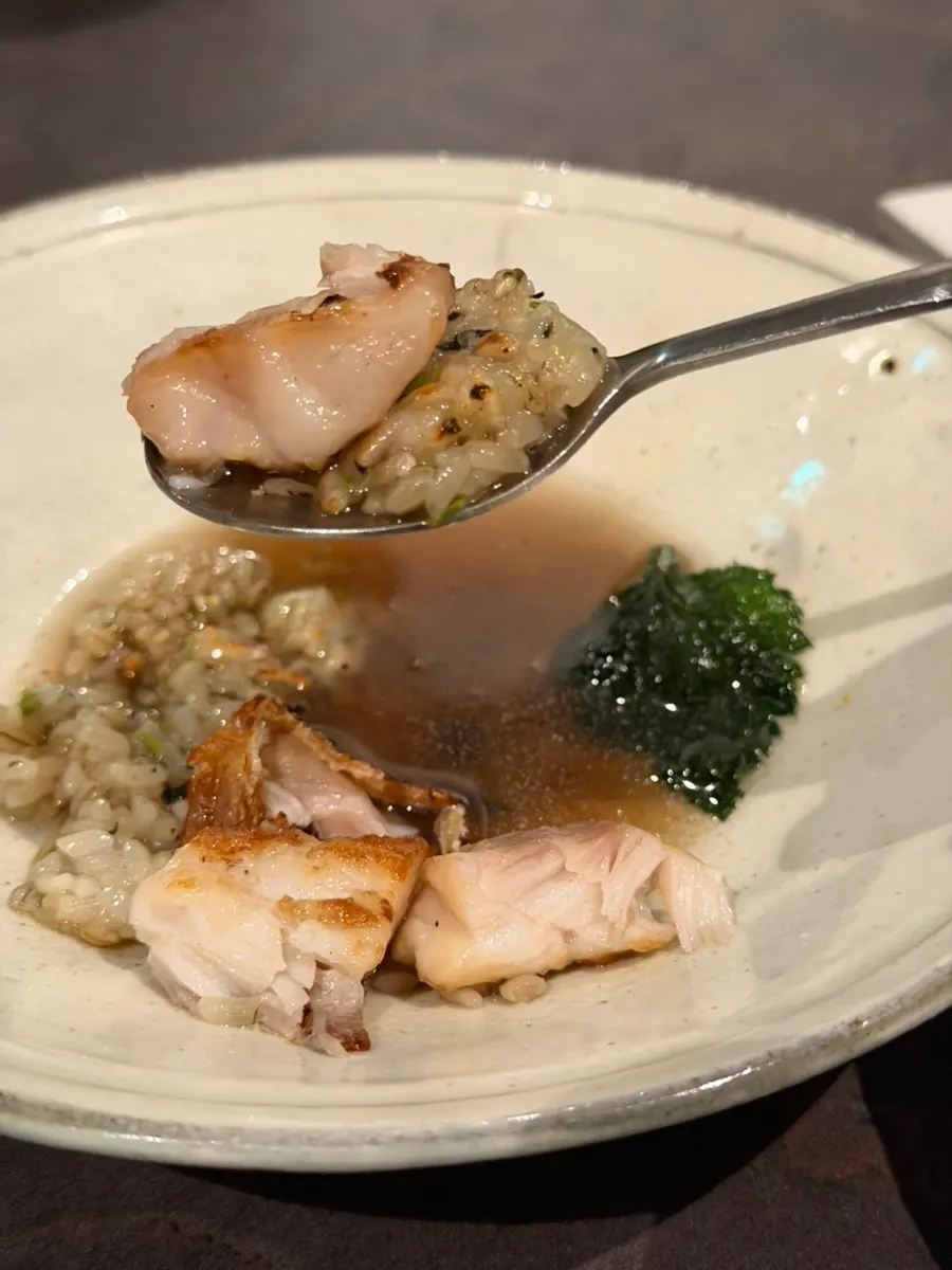 노릇하게 구운 제주 옥돔 한 접시