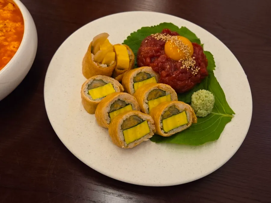 Picking up a piece of yubu-mari