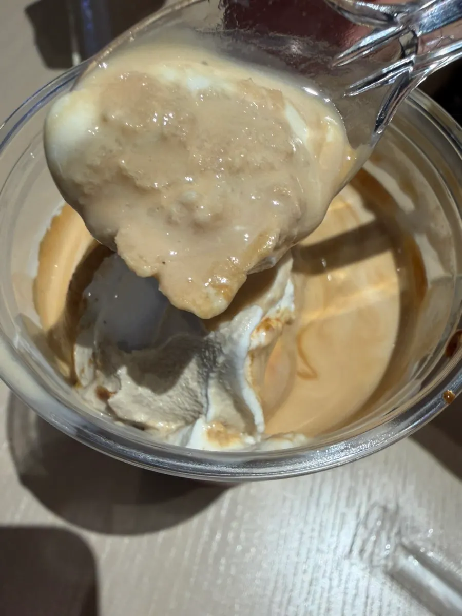 Hojicha and vanilla half-and-half Wunder Gato
