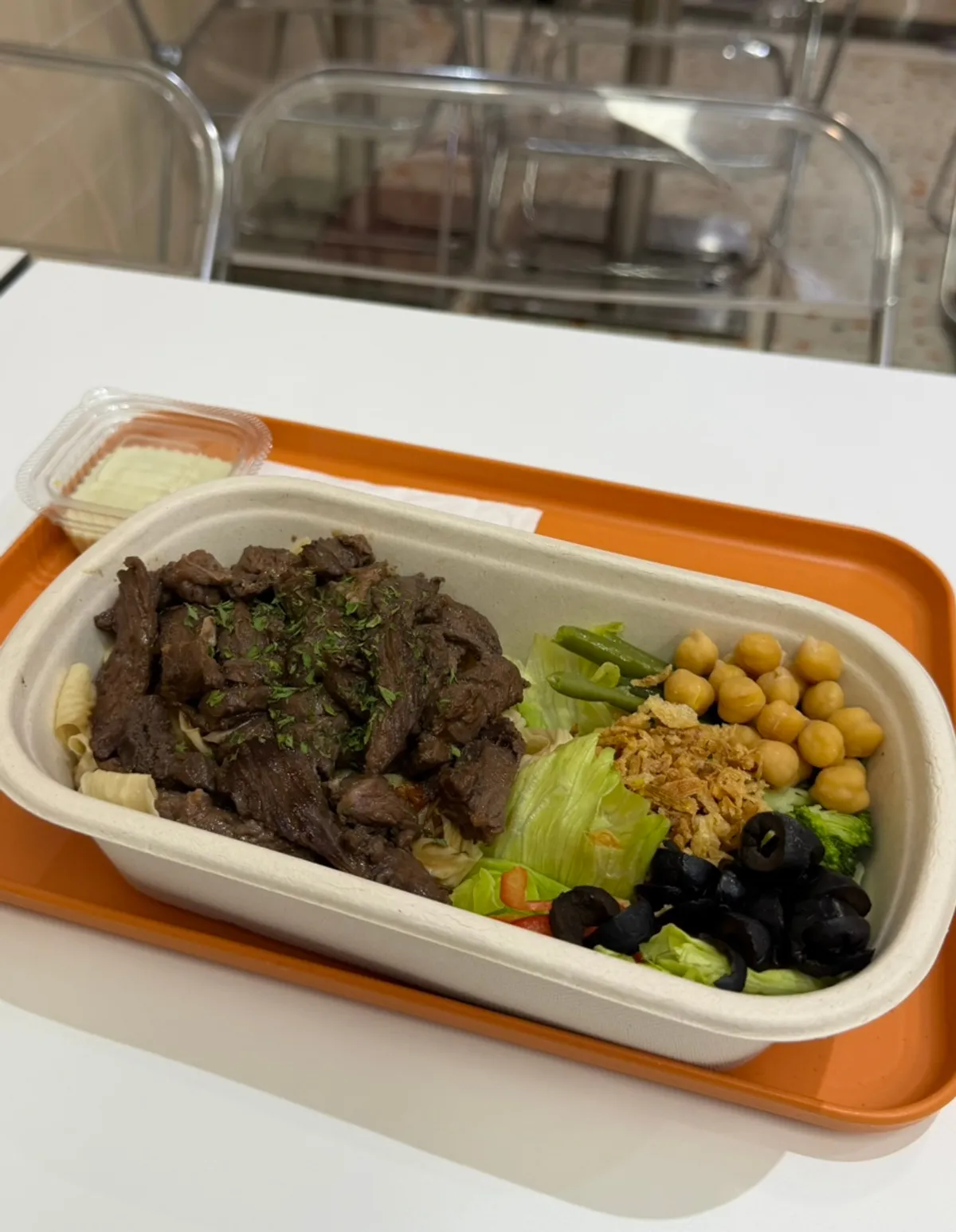Beef and tofu noodle lunch spread at Wystab Diet Gwanghwamun