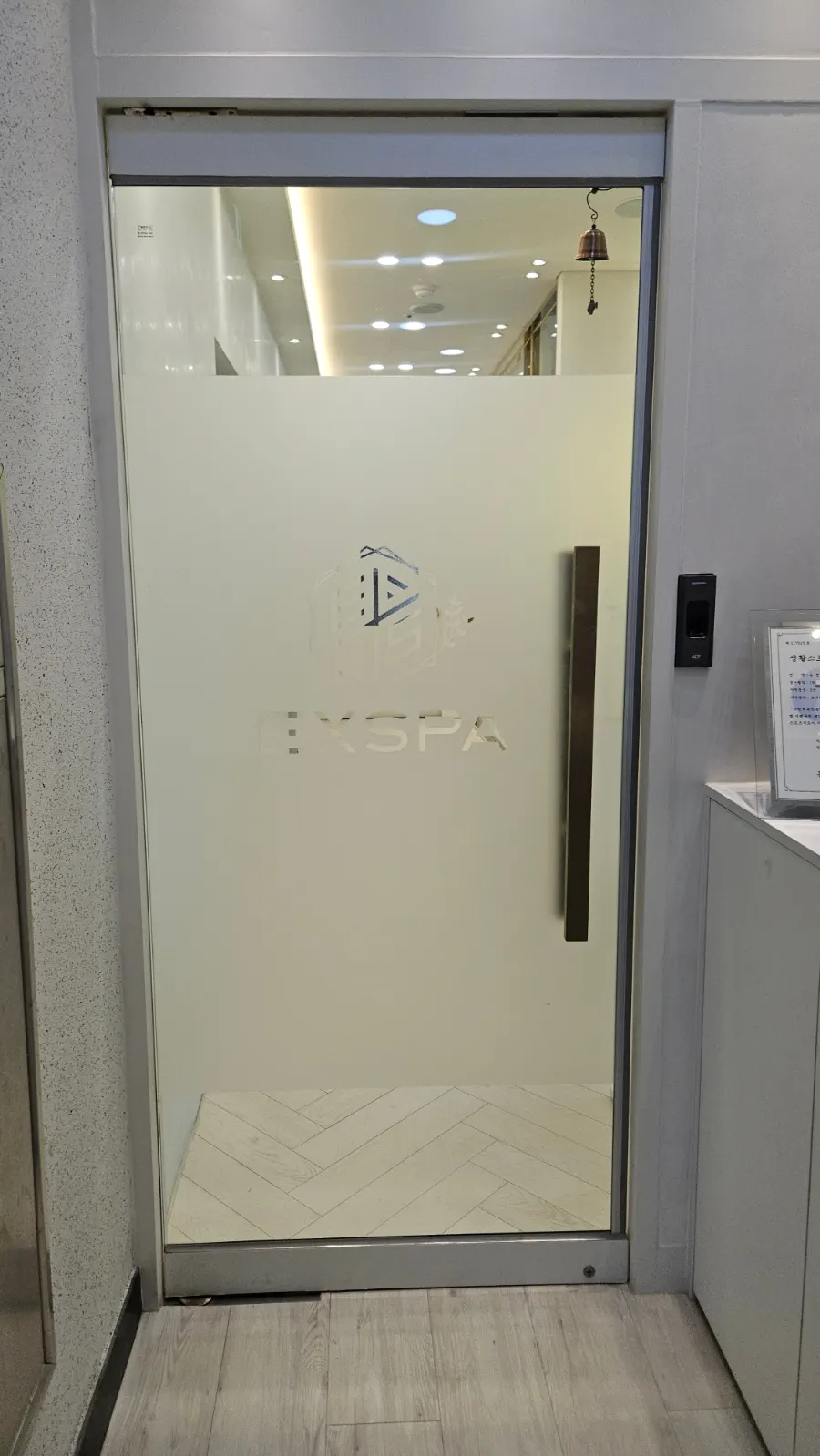 Information image about the Xpa EMS spa near Mangpo Station