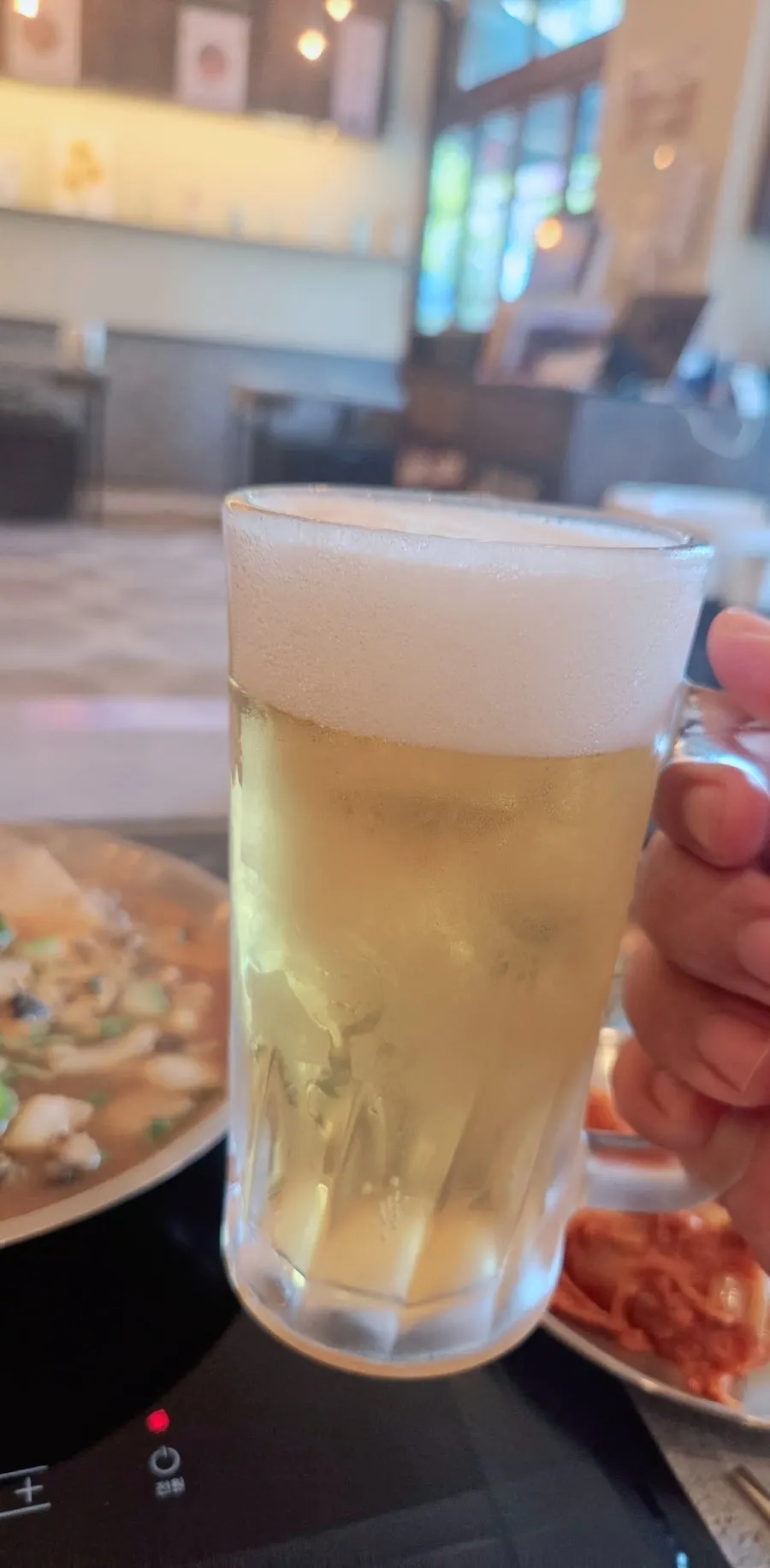 Ureong doenjang hot pot paired with draft beer
