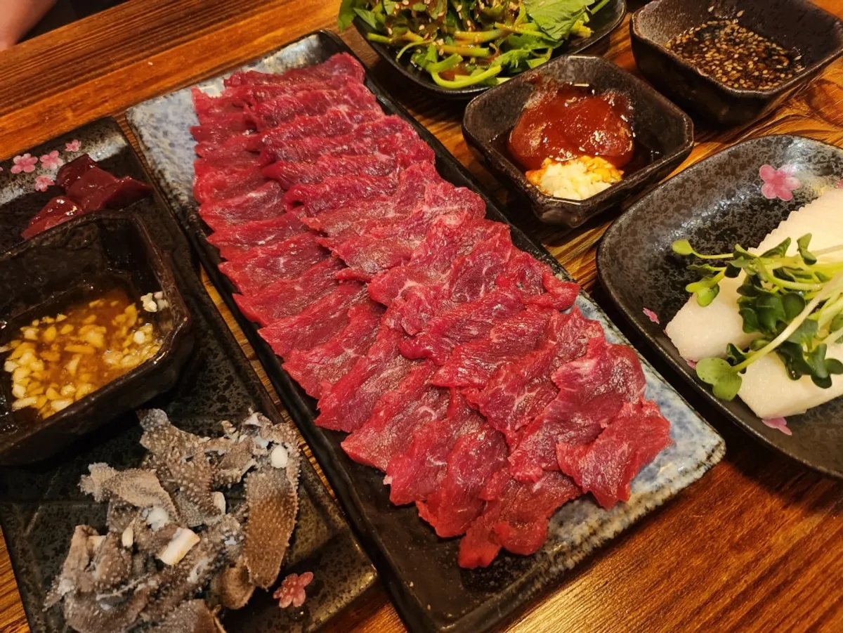 A plate of Korean beef sashimi at Yukhoe Maltuout Paju Yadang Branch