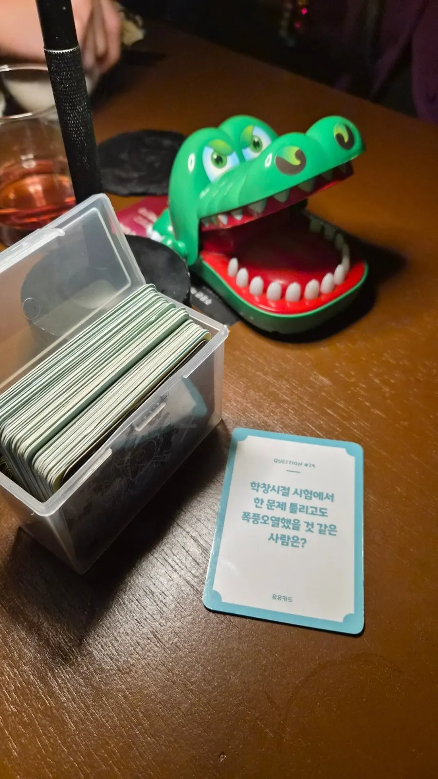 Alligator teeth game prop