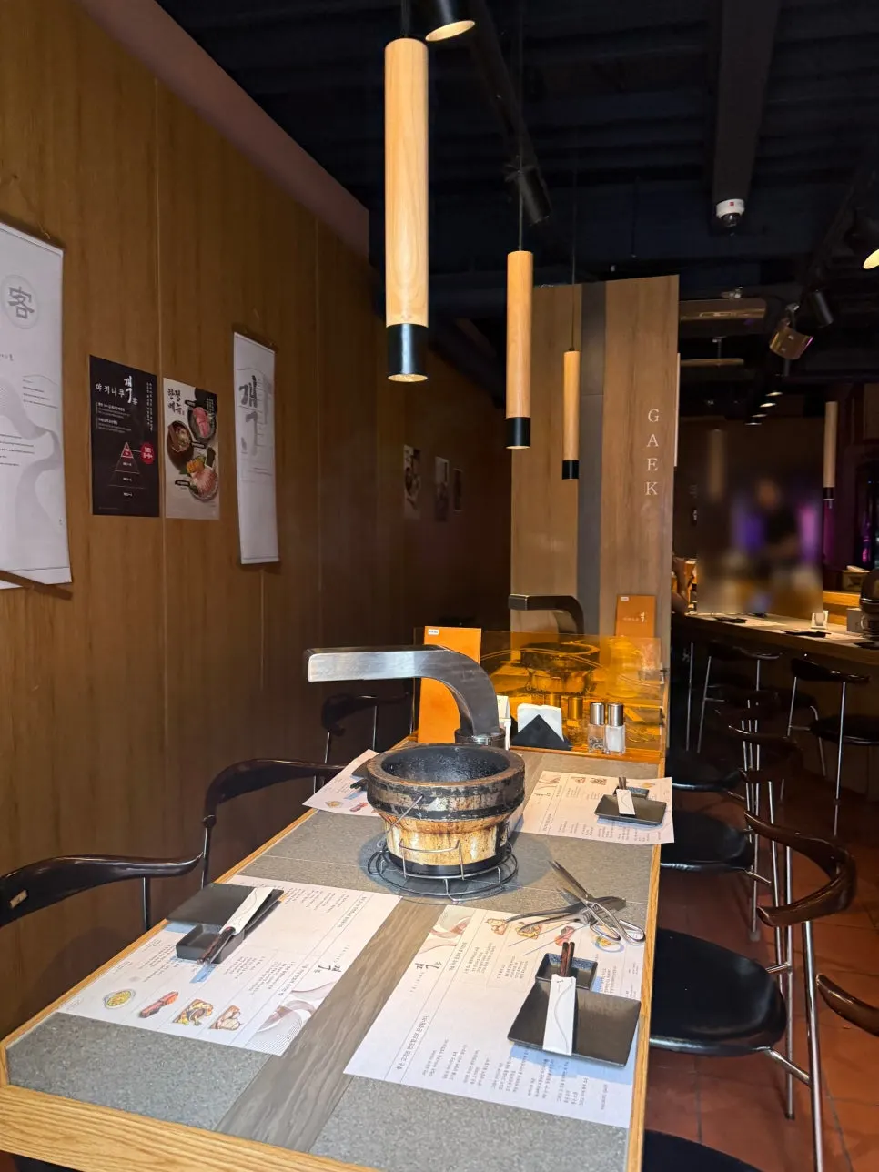 Interior atmosphere of Yakiniku Gaek