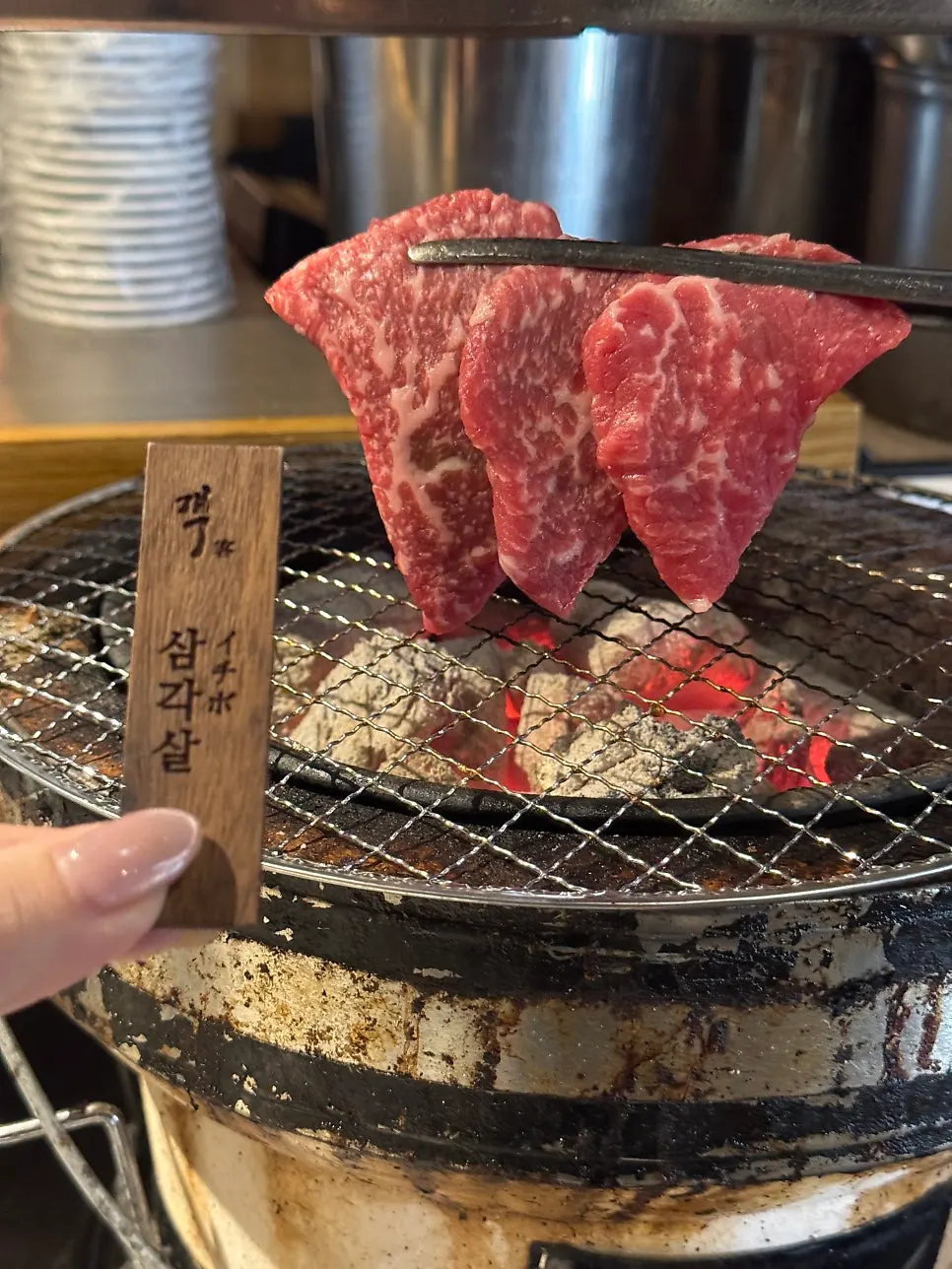 Wagyu grilling on the charcoal