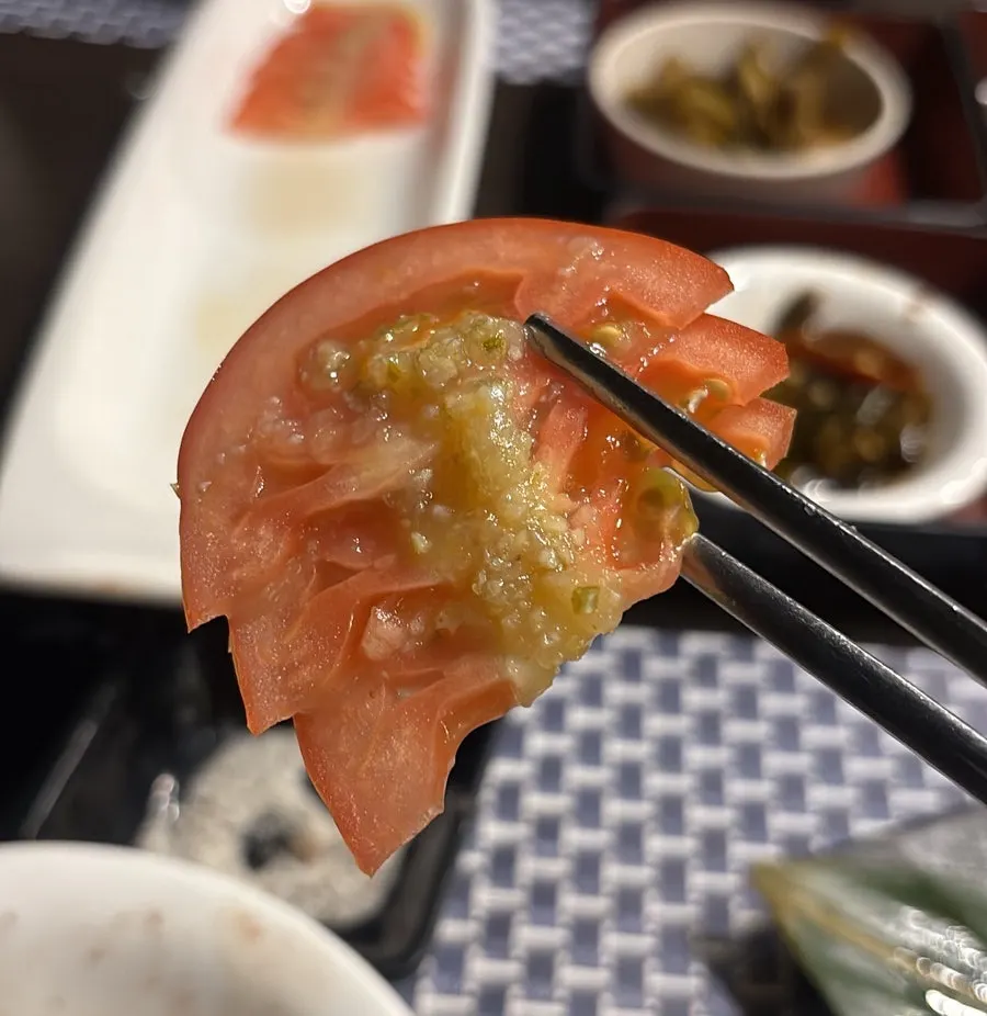 Plate of yuzu tomato served with the meat