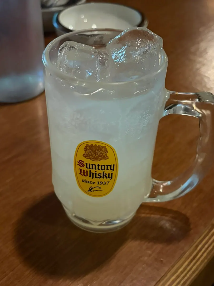 A glass of Tsuruyume yuzu highball