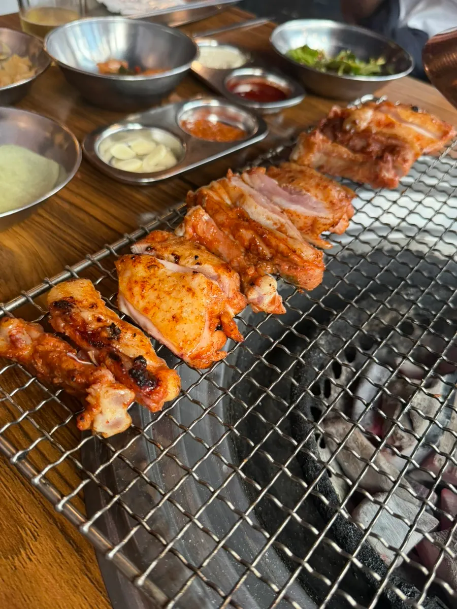 Spicy sauce and wasabi mayo personal sauces