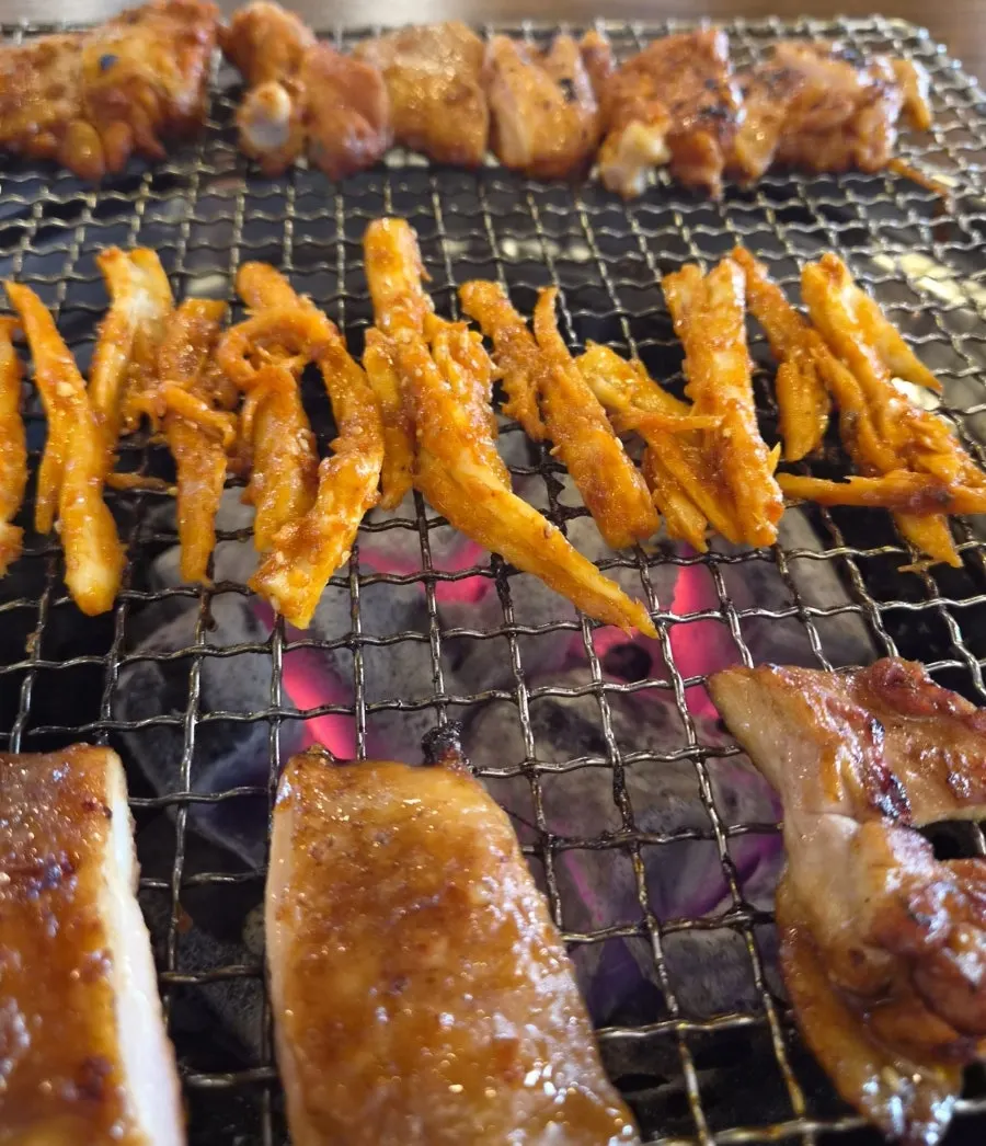 치즈에 감싼 닭갈비 클로즈업