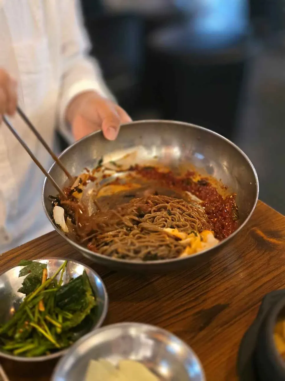 소금후추로 먹는 꼬들한 숯불 닭목살